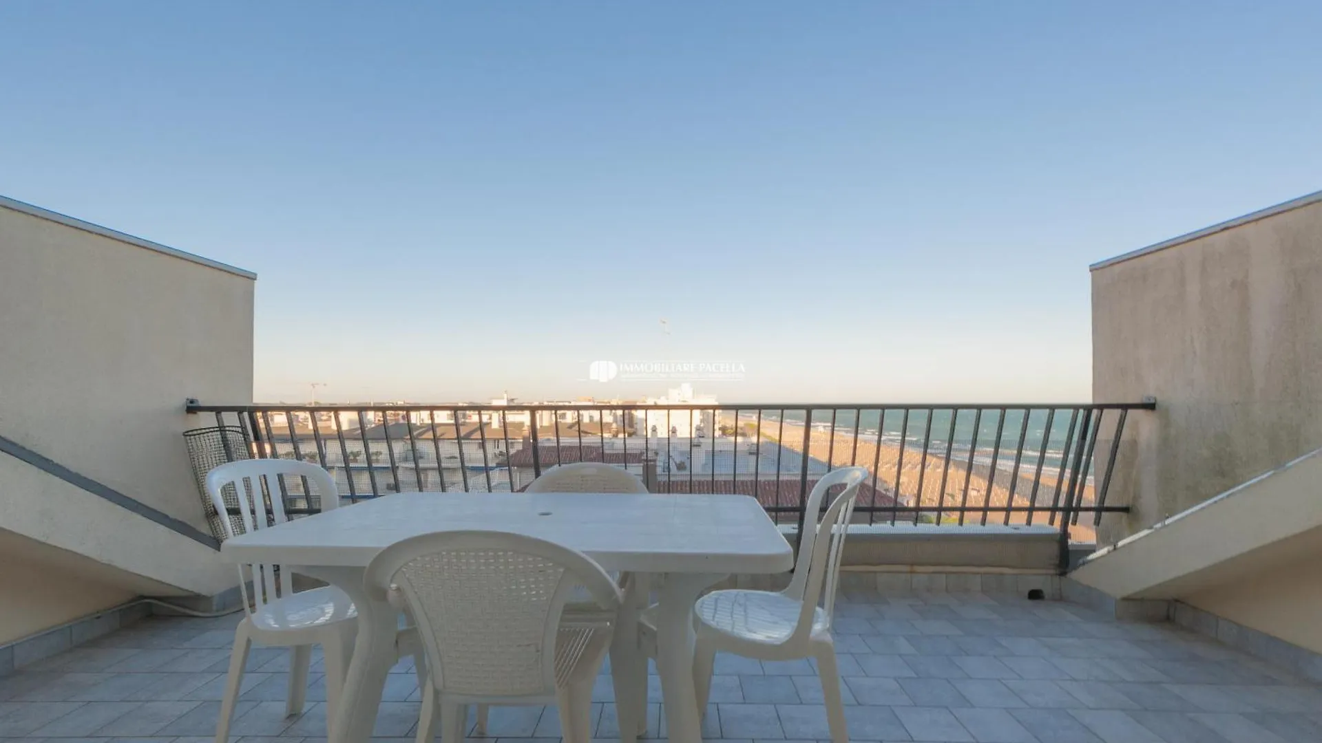 דירה לידו די ג'סולו Residence Playa Grande Immobiliare Pacella איטליה